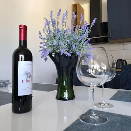 Town Center Fabi Apartment *